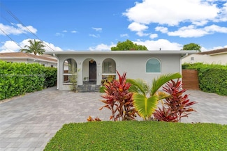 3075 SW 19th St, Miami, FL 33145