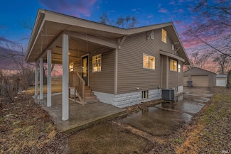 3105 S Main St, Elkhart, IN 46517