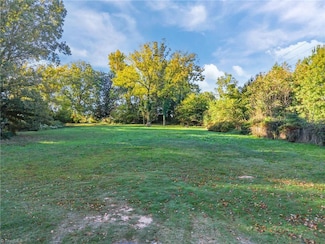 923 Arnold St, Asheboro, NC 27203