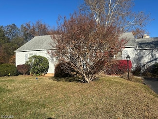 81 Amwell Rd, Hillsborough, NJ 08844