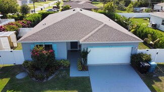 1522 SE Flintlock Rd, Port Saint Lucie, FL 34952