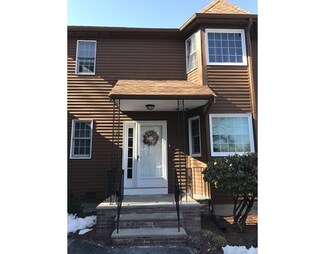 404 Sherwood Forest Ln, Saugus, MA 01906