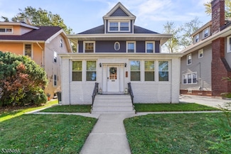 22 Berkeley Heights Park, Bloomfield, NJ 07003