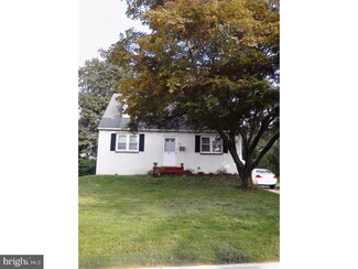 4003 N Warner Rd, Lafayette Hill, PA 19444