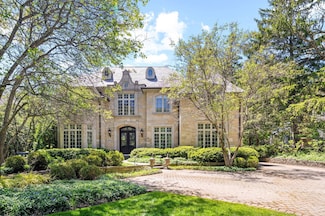 494 Greenleaf Ave, Glencoe, IL 60022