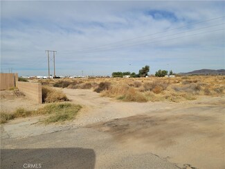 3 Western Dr, Barstow, CA 92311