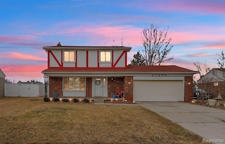 27256 Polk Ave, Brownstown Township, MI 48183