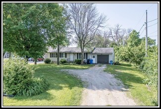 5621 County Rd S, Oshkosh, WI 54904