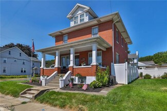 376 Mauch Chunk St, Nazareth, PA 18064