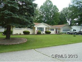 220 E Sherron St, Sweetser, IN 46987