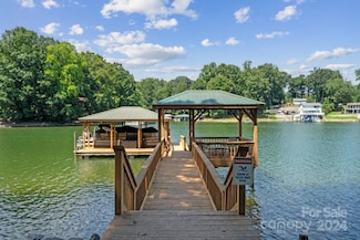 4500 Red Hill Cir, Denver, NC 28037