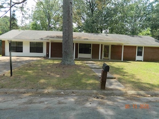 102 Turtle Creek Dr, Gurdon, AR 71743
