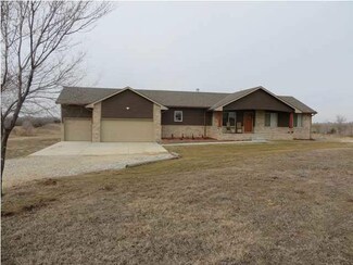 901 N 359th St W, Cheney, KS 67025