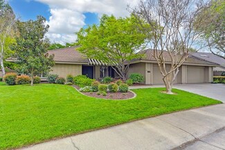 11523 Forty Niner Cir, Gold River, CA 95670