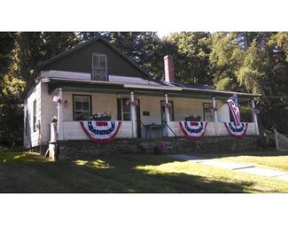141 Amherst Rd, Pelham, MA 01002