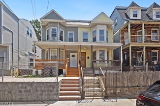 223 N 6th St, Newark, NJ 07107