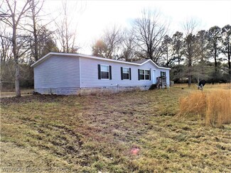 5806 Country Aire Loop, Hackett, AR 72937