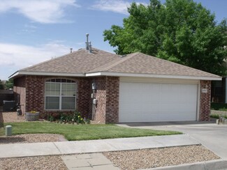 6867 Forest Hills Dr NE, Albuquerque, NM 87109