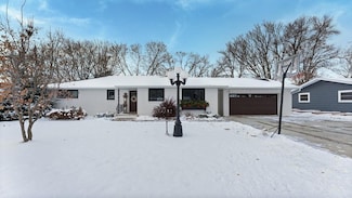 730 Lee Ave SE, Cokato, MN 55321