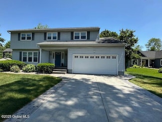 12 Bain Dr, Delmar, NY 12054