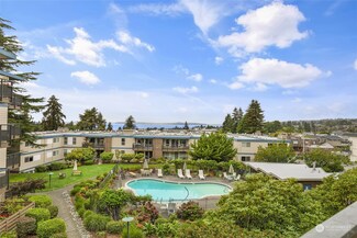 550 Elm Way Unit 304, Edmonds, WA 98020