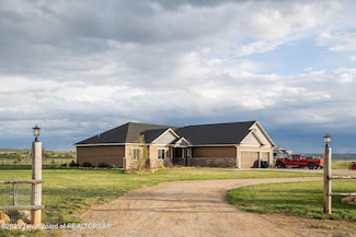 111 Hay Meadow Dr, Pinedale, WY 82941