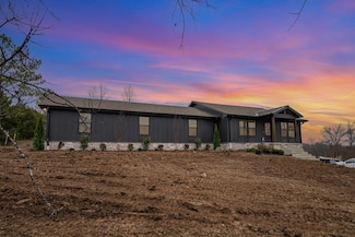 527 Hunting Hills Dr, Mount Juliet, TN 37122