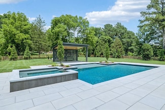 5940 Robert e Lee Dr, Nashville, TN 37215
