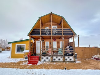 324 Oak St, Sweet Grass, MT 59484