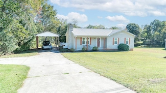 4186 Horseshoe Bend Rd, Hudson, NC 28638