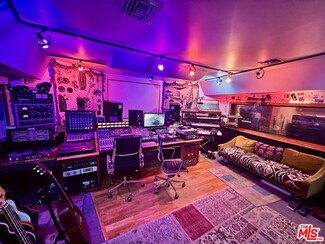 3749 S Robertson Blvd, Culver City, CA 90232