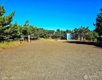 813 340th Place, Ocean Park, WA 98640