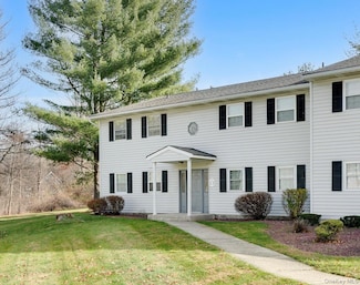 1 Locust Ct Unit C, Fishkill, NY 12524