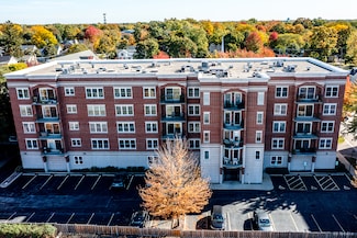 104 N Plum Grove Rd Unit 400, Palatine, IL 60067