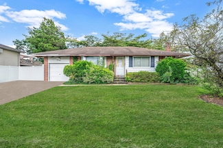 20 Bowling Ln, Deer Park, NY 11729