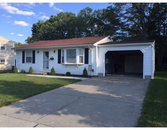 149 Greenbrier Dr, New Bedford, MA 02745