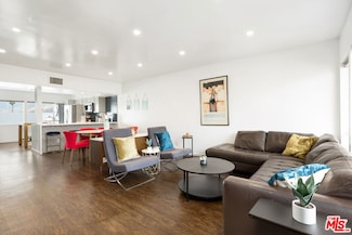 277 E Alejo Rd Unit 219, Palm Springs, CA 92262