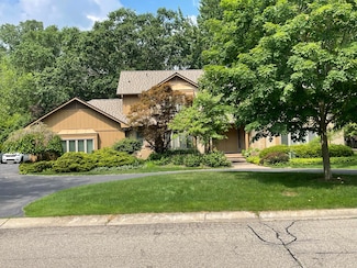 4330 Ramsgate Ln, Bloomfield Hills, MI 48302