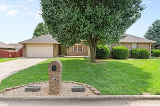 604 N Ellen St, Nixa, MO 65714