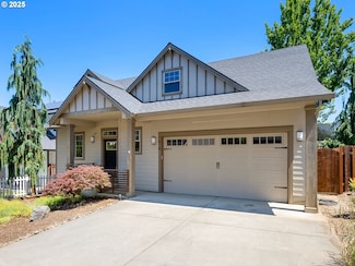 1018 SW Halsey St, Troutdale, OR 97060