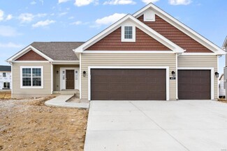 407 Farmhouse Dr, Wentzville, MO 63385