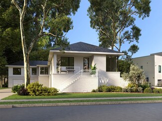 5218 Braesheather Dr, Houston, TX 77096