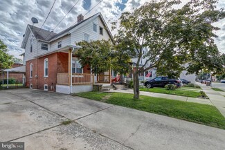 1307 E 11th St, Crum Lynne, PA 19022