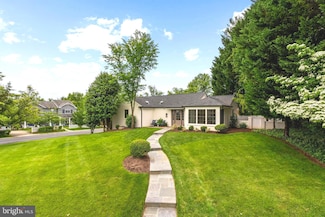 3200 Winnett Rd, Chevy Chase, MD 20815
