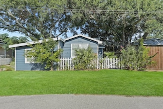 2614 59th St, Galveston, TX 77551