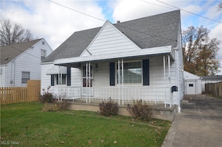 723 Roosevelt Ave, Cuyahoga Falls, OH 44221