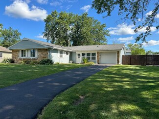 395 Greendale Dr, Valparaiso, IN 46385
