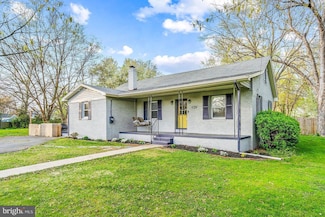 8413 Rosemont Cir, Alexandria, VA 22309