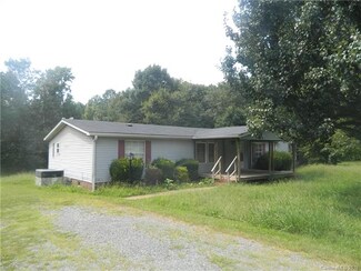 1070 Red Oak Dr, Rockwell, NC 28138