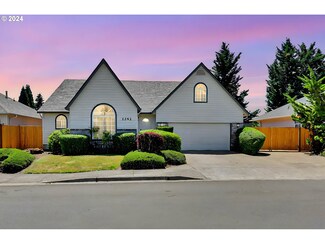 1242 Frogs Leap Ln, Eugene, OR 97404